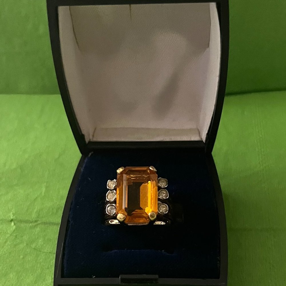 Vintage ‘Citron’ Gold-Tone Ring w/Clear Crystal Embellishments* - Picture 4 of 6